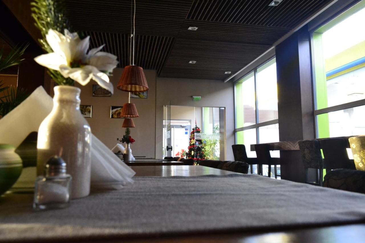 Отель Stop Hotel Брашов-20